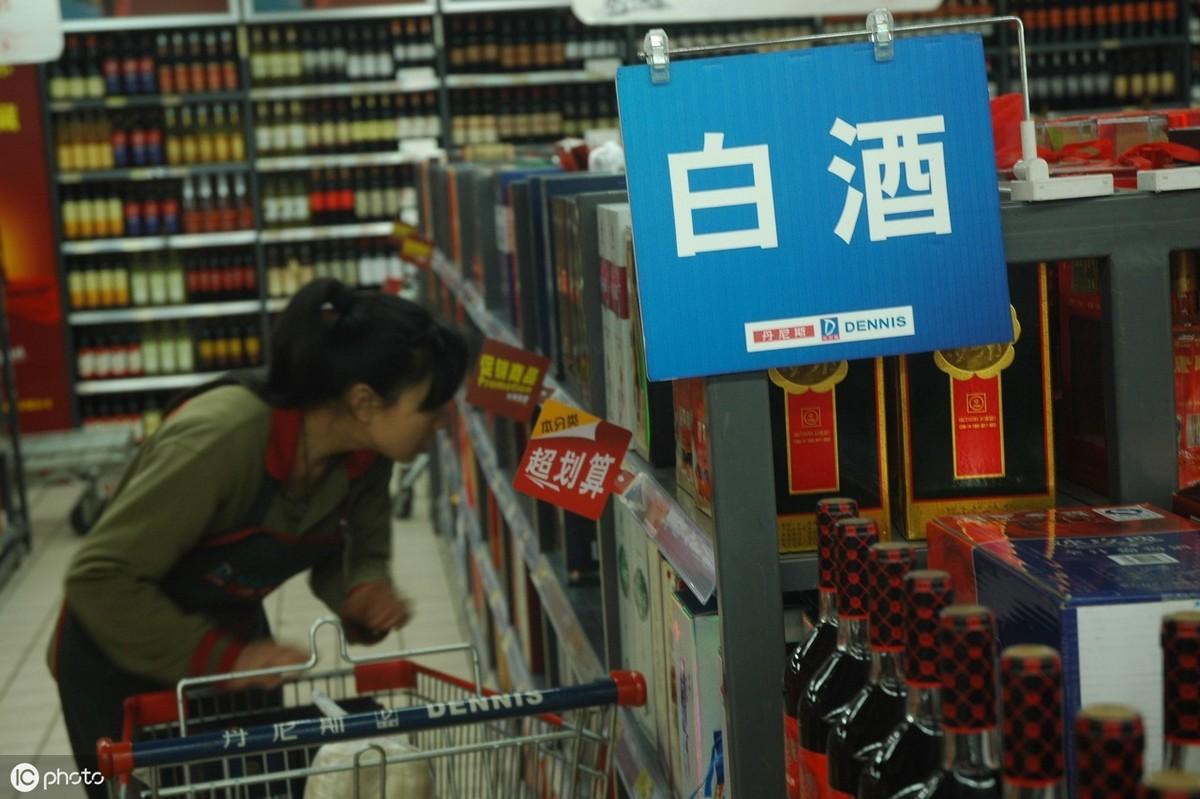 四川白酒品牌排行_泳装品牌排行 泳装品牌排行_白酒品牌排行榜