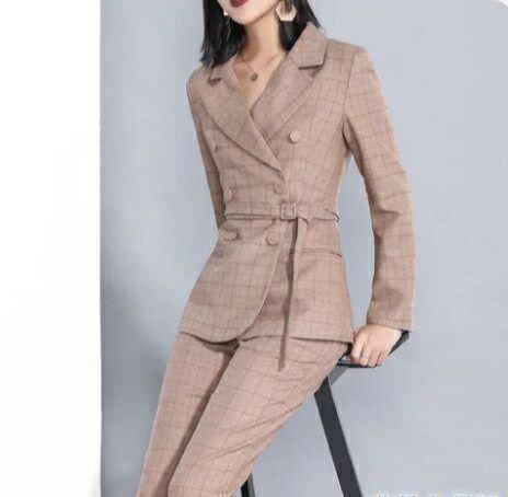 女装羽绒服品牌排行_时尚女装品牌排行榜_女装时尚职业套装品牌