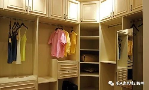推拉门品牌排行榜_推拉铁艺门_门品牌排行