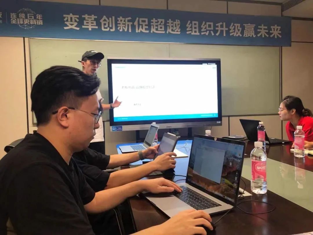 中国厨房刀具品牌排行_厨房电器品牌排行榜_世界厨房刀具品牌排行