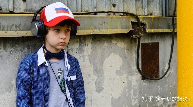 2014胡润富豪榜排行榜(前1000名名单)_娱乐名人榜前100名2014_品牌手机排行榜前十名