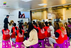 化妆盘发培训排行榜(流行美盘发化妆加盟)