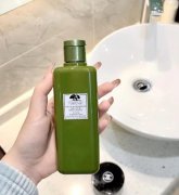 油皮化妆水排行榜前十名(适合油皮护肤品前十名)