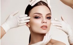 海蓝之谜在化妆品的排行榜(海蓝之谜在化妆品牌排第几)