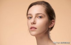 化妆品套装美白排行榜图片(美白祛斑的护肤品套装排行榜)