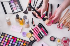 化妆品贴牌代工厂家排行榜(化妆品贴牌生产厂家)