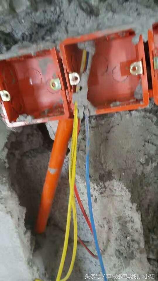 水电旧底盒换新底盒的细节处理新装修的朋友们可以学习下如何验收