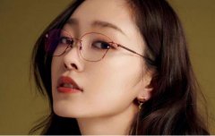 淡化皱纹的化妆品排行榜(什么品牌化妆品去皱纹果好)