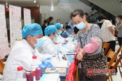 不良反应化妆品排行榜(不过敏的化妆品排行榜)