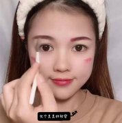 学化妆要学多久才能出师(学化妆多久能学出来)