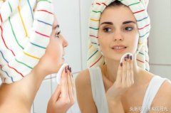 化妆水是干什么用的(娇韵诗化妆水是干什么用的)