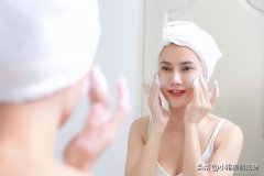 推荐女士套装化妆品牌排行榜(护肤套装女士品牌排行榜)
